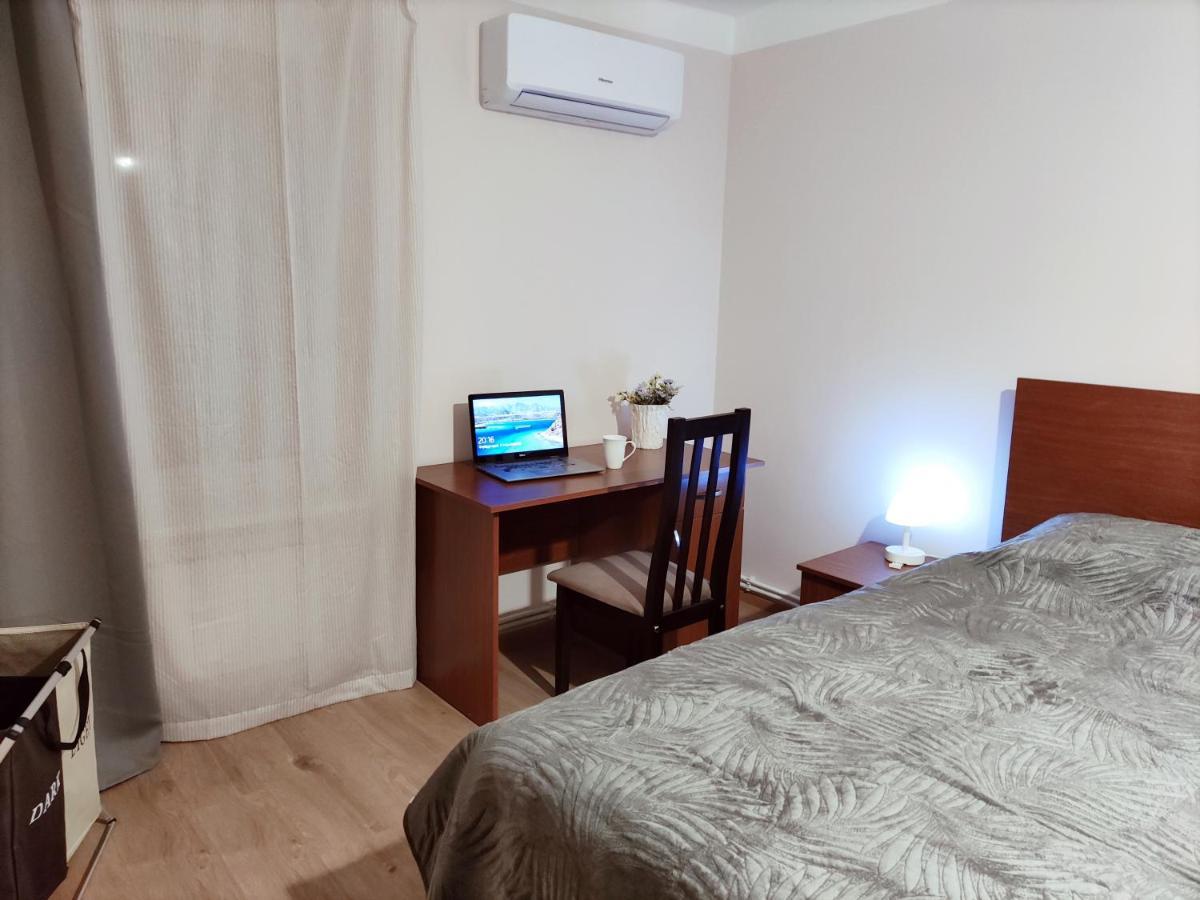 Renovated 1 Bedroom With King Size Bed In Kentron 예레반 외부 사진