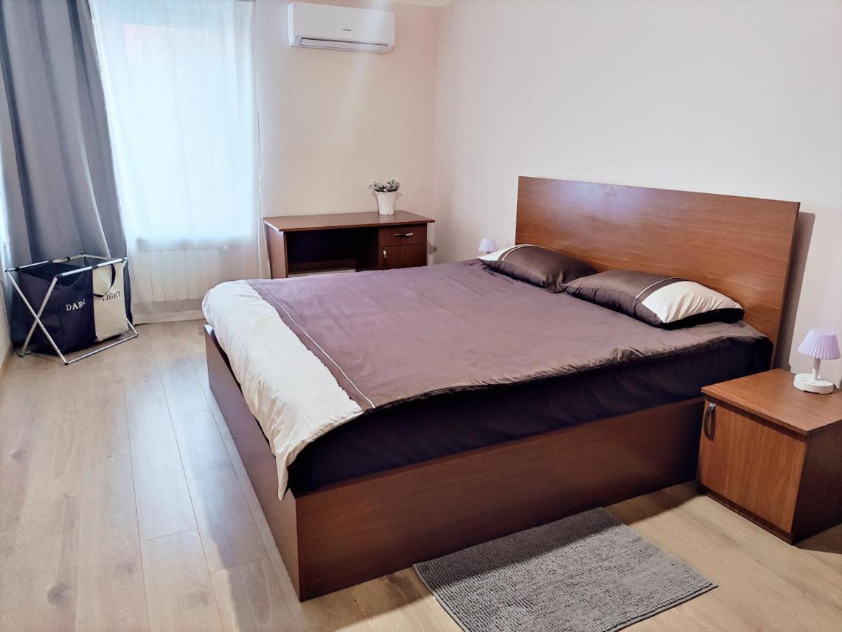 Renovated 1 Bedroom With King Size Bed In Kentron 예레반 외부 사진